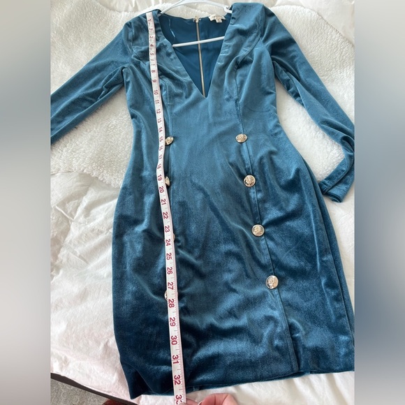 Velvet mini sea style dress long sleeve in turquoise colour gold buttons - Picture 15 of 15